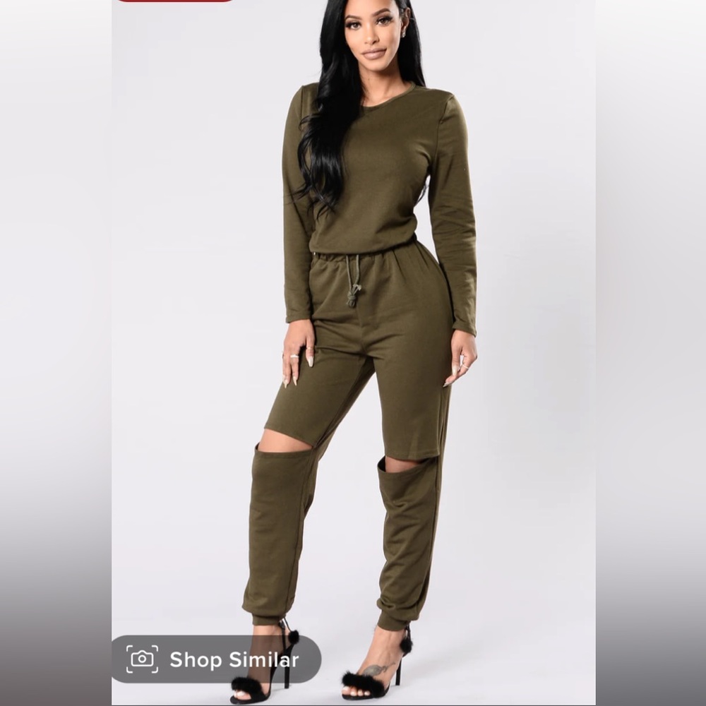 Fashion Nova jumpsuit ๐ - Picture 2 of 12